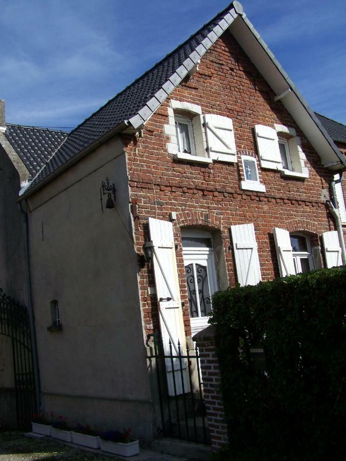 Domaine Jeanne D'Arc Valhuon Exterior photo