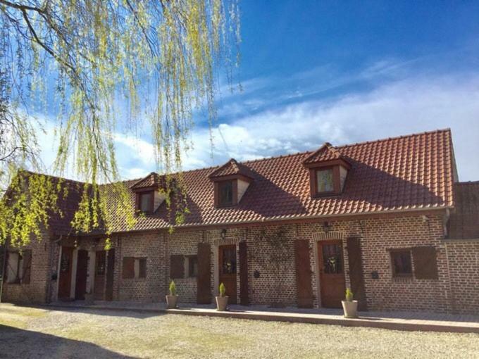 Domaine Jeanne D'Arc Valhuon Exterior photo